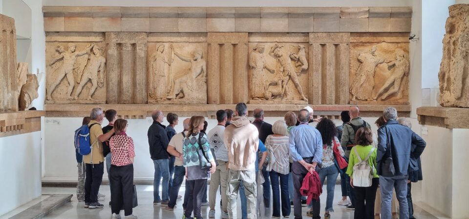 Museo archeologico salinas palermo metope gruppo di persone