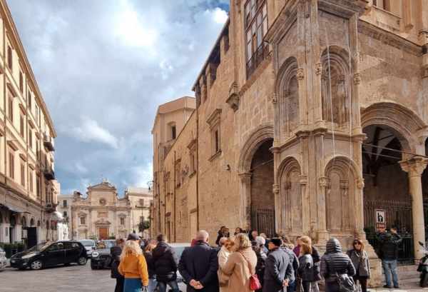 tour florio palermo, persone santa maria la nova esplora siti sicilia