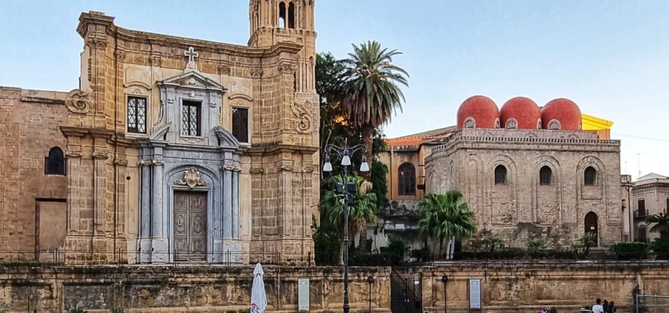 Piazza bellini martorana san cataldo palermo arabo normanno cupole rosse