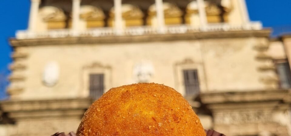 Arancina porta nuova palermo sicilia street food